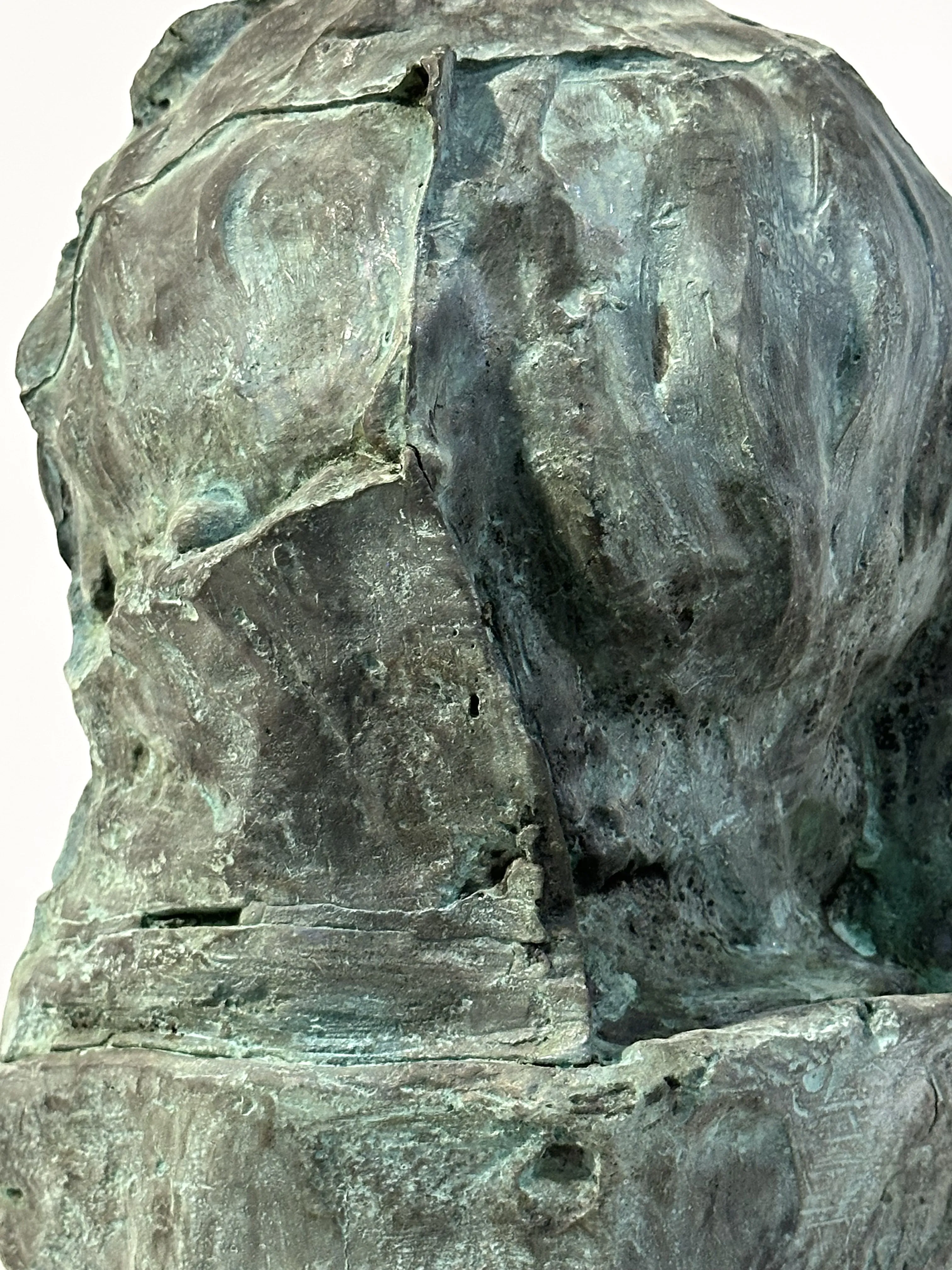 Зображення "Первісний обладунок" від Дмитро Войтович, розмір: H 40, матеріали: Бронза, медіум: Скульптура, серія: Первісні, ціна: $1400 Фото 3 з 7.