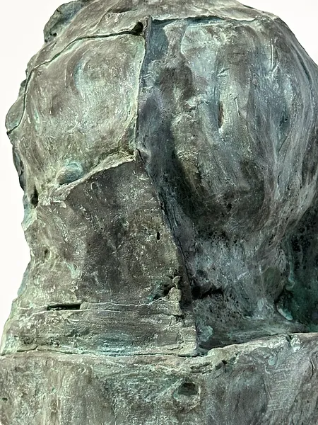 Зображення "Первісний обладунок" від Дмитро Войтович, розмір: H 40, матеріали: Бронза, медіум: Скульптура, серія: Первісні, ціна: $1400 Фото 3 з 7.